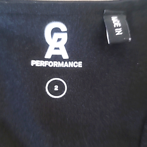 GOOD AMERICAN WORKOUT SET! SIZE TWO IS A MED IN GA - Picture 11 of 16